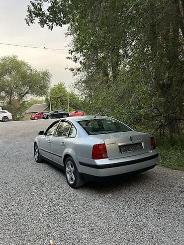 машина кузов: Volkswagen Passat: 1997 г., 1.8 л, Механика, Бензин, Седан — 4