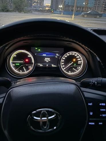 windom 2001: Toyota Camry: 2018 г., 2.5 л, Вариатор, Гибрид, Седан — 6