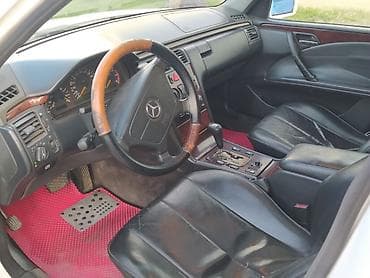210 cdi: Mercedes-Benz E-Class: 1999 г., 2.2 л, Автомат, Седан — 3