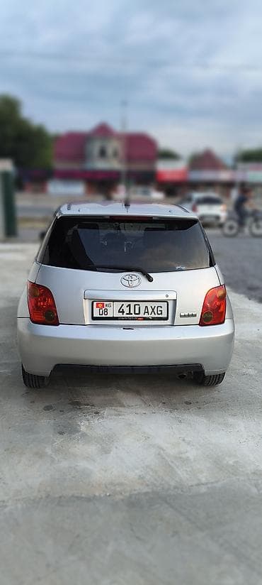 перекурить авто: Toyota Ist: 2002 г., 1.5 л, Автомат, Бензин, Хэтчбэк — 2