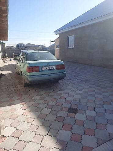 vw: Volkswagen Passat: 1994 г., 2 л, Механика, Бензин, Седан — 2