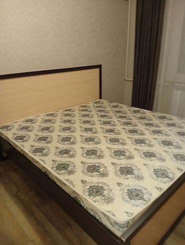 кровать для: Двуспальная кровать с ортопедическим матрасом торг уместен - Размер — 2