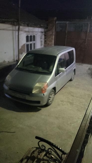 daihatsu yrv: Honda Mobilio: 2002 г., 1.5 л, Бензин — 1