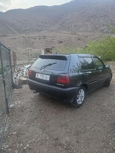 audi b3: Volkswagen Golf: 1992 г., 1.6 л, Хэтчбэк — 3