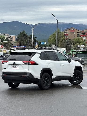Toyota RAV4: 2023 г., 2.5 л, Автомат, Бензин, Жол тандабас — 4
