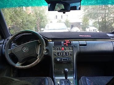 Продажа авто: Mercedes-Benz E-Class: 1996 г., 2.3 л, Автомат, Газ, Седан — 7