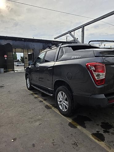 Транспорт: Ssangyong Rexton: 2018 г., 2.2 л, Автомат, Дизель, Кроссовер — 8