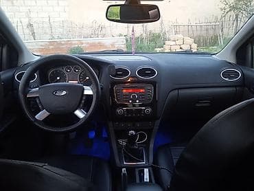 passat b 6: Ford Focus: 2007 г., Седан — 5