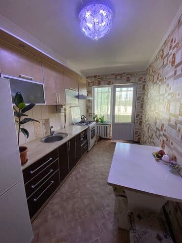 суточный дом бишкек: В связи с выездом, продаю с мебелью и бытовой техникой, двух ком — 11