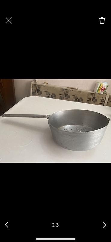 Дуршлаг 300 сом алюминиевый глубокий диаметр 20 см, глубина 8 см