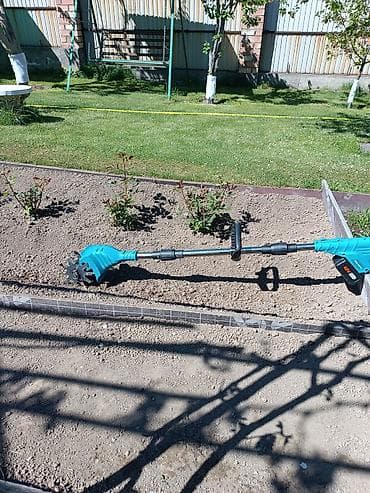 культиватор ручной: Аккумуляторный ручной культиватор для сада/огорода. - Питание — 2