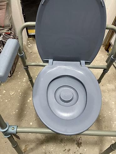 стульчик для туалета: Портативный туалет-стул (коммод) с ведром и крышкой. Сделано в США — 3