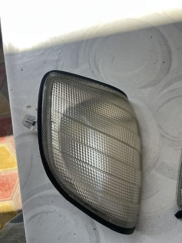 крыло w140: Комплект поворотников Mercedes-Benz 1997 г., Б/у — 2