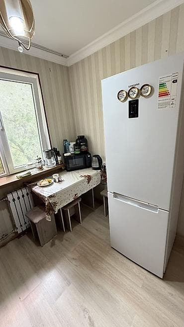 квартира подселен: 10 м², С мебелью — 5