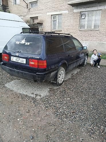фит российский: Volkswagen Passat: 1993 г., 1.8 л, Механика, Бензин, Седан — 1