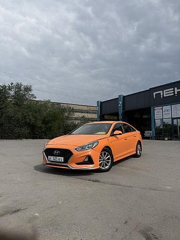 Продажа авто: Hyundai Sonata: 2018 г., 2 л, Автомат, Газ, Седан — 4