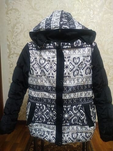 срочно в связи с переездом: Куртки — 2