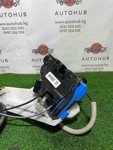 key maker: Замок двери Hyundai 2018 г., Б/у, Оригинал, Корея — 1
