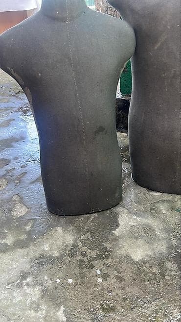 вещалка для одежды: Торсы манекенов для демонстрации одежды. - Формат: верхняя часть тела — 4