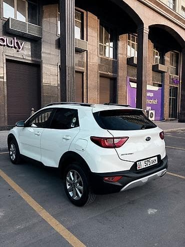 Kia Stonic: 2020 г., 1.4 л, Автомат, Бензин, Хэтчбэк — 4