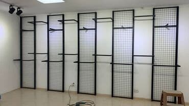 торговое оборудование для обуви: Вешалки для магазина одежды Полки для магазина обуви Кронштейн Стеллаж — 2