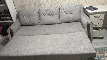 small table: Прямой диван, Б/у — 3