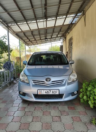 фиат добло: Toyota Verso: 2009 г., Автомат, Универсал — 1