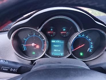 машина до 400000: Chevrolet Cruze: 2013 г., 1.8 л, Автомат, Бензин, Седан — 8