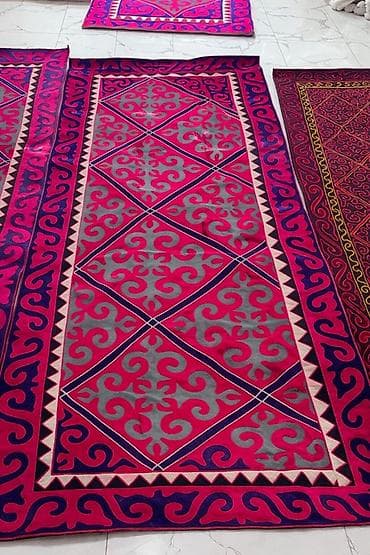 Балдар килемдери жана килемчелери: Килем Дубалдык, Кийиз — 2