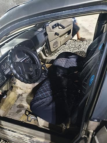 Транспорт: Volkswagen Passat: 1991 г., Механика, Универсал — 3