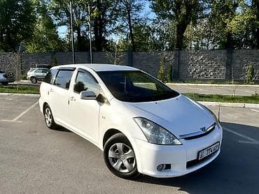 Toyota WISH: 2004 г., 1.8 л, Автомат, Бензин, Универсал