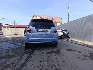 2008: Honda Fit: 2008 г., 1.5 л, Автомат, Бензин, Хэтчбэк — 6