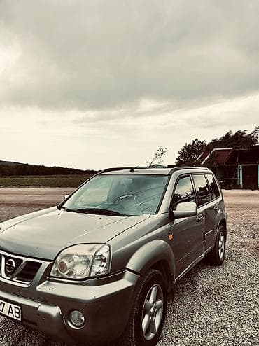 Nissan X-Trail: 2001 г., 2 л, Автомат, Бензин, Кроссовер at lalafo.kg Nissan X-Trail: 2001 г., 2 л, Автомат, Бензин, Кроссовер