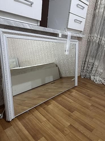 Зеркало в раме, крупное настенное - Размер: крупный формат — подходит — 1