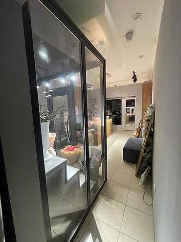 Подаю инвентарь для цветочного магазина срочно срочно срочно