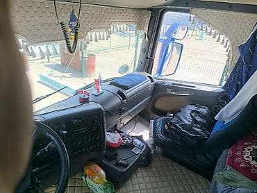 r20 prado: Тягач, Scania, 2000 г., Тентованный — 6