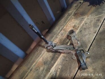 домкрат для машины: Toyota Camry SV45 Цапфа, Тойота Камри СВ45 цапфа ЗАДНИЙ ПРАВЫЙ – RR — 1