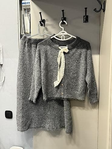 Личные вещи: Вязаный костюм из мягкого пушистого трикотажа в графитовом цвете — 3
