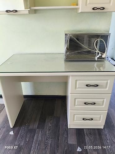 Кухонный гарнитур, цвет - Белый