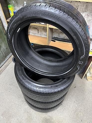 Шины 235 / 45 / R 18, Лето, Б/у, Комплект, Легковые, Bridgestone