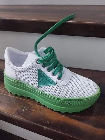 Айымдардын бут кийими: Кроссовкалар, 37, New Balance, Жаңы, түсү - Ак — 1