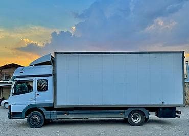 Унаа: Грузовик Mercedes‑Benz Atego 818, тентованный фургон. Основные — 3