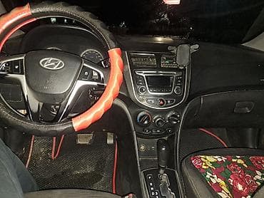 hyundai aventa: Hyundai Accent: 2015 г., 1.6 л, Автомат, Бензин, Седан — 3
