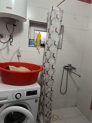 сдаю помощение: В большом 4-х комнатном доме сдается комната зал 8*4.Можно молодой — 9