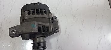 ford focus 3: Генератор Land Rover 2017 г., Б/у, Оригинал — 2