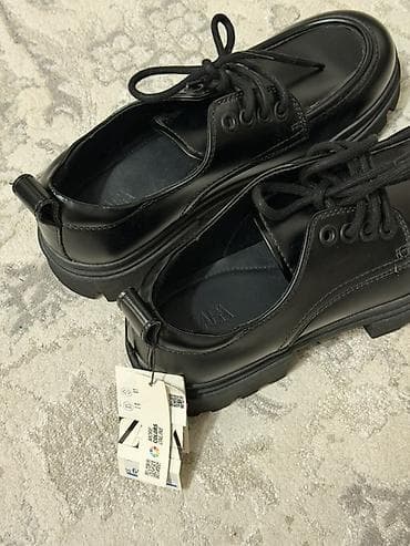 куртки адидас мужские зима: Мужские туфли, 43, Zara, Новый, цвет - Черный, Самовывоз, Бесплатная доставка — 2