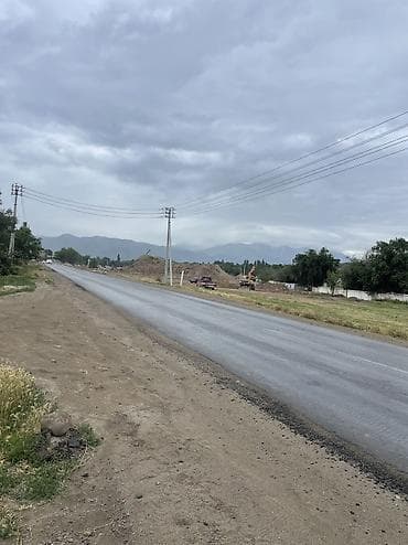 по ленинское: Продаю дом первая линия.Село Жал в Ленинском р-не,учаток по — 6