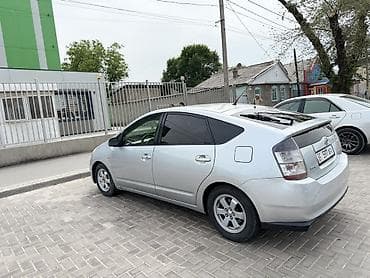 тойота приус 2008: Toyota Prius: 2005 г., 1.5 л, Гибрид, Хэтчбэк — 3