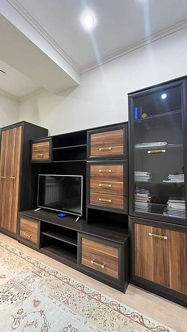 ширма в комнату: Гостиная стенка с витриной и ТВ-зоной - Композиция модулей — 5