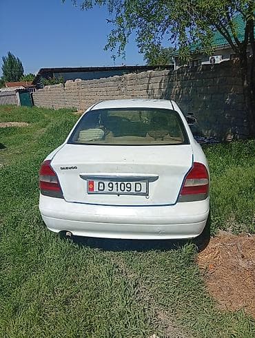 buick roadmaster: Daewoo Leganza: 2001 г., Механика, Седан — 1
